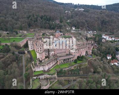 Luftaufnahme der Heidelberger Burg von einer Drohne Stockfoto