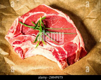 Frisches, riesiges und appetitliches Clubsteak Stockfoto