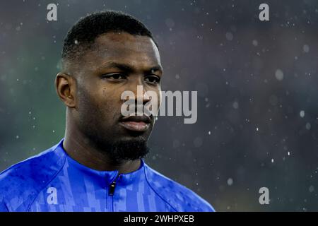 Inters französischer Stürmer Marcus Thuram sieht beim Fußballspiel der Serie A zwischen AS Roma und Inter am 10. Februar 2024 im Olimpico-Stadion in Rom, Italien. Stockfoto