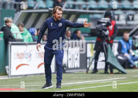 Den Haag, Niederlande. Februar 2024. DEN HAAG, 11.02.2024, Bingoal Stadion, niederländischer Keuken Kampioen Divisie Football, Saison 2023/2024, FC den Bosch Trainer Tomasz Kaczmarek während des Spiels ADO den Haag und FC den Bosch Credit: Pro Shots/Alamy Live News Stockfoto