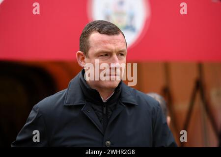 Oakwell Stadium, Barnsley, England - 10. Februar 2024 Neill Collins Manager von Barnsley - vor dem Spiel Barnsley gegen Leyton Orient, Sky Bet League One, 2023/24, Oakwell Stadium, Barnsley, England - 10. Februar 2024 Credit: Mathew Marsden/WhiteRosePhotos/Alamy Live News Stockfoto