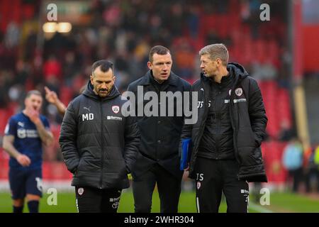 Oakwell Stadium, Barnsley, England - 10. Februar 2024 Neill Collins Manager von Barnsley - während des Spiels Barnsley gegen Leyton Orient, Sky Bet League One, 2023/24, Oakwell Stadium, Barnsley, England - 10. Februar 2024 Credit: Mathew Marsden/WhiteRosePhotos/Alamy Live News Stockfoto