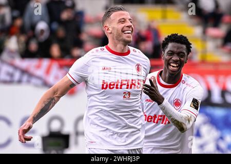 Brüssel, Belgien Februar 2024. Toby Alderweireld aus Antwerpen feiert, nachdem er am Sonntag, den 11. Februar 2024, in Brüssel, am 25. Tag der Saison 2023-2024 der ersten Liga der „Jupiler Pro League“ der belgischen Meisterschaft einen Torschuss bei einem Fußballspiel zwischen RWD Molenbeek und Royal Antwerp FC erzielt hat. BELGA FOTO LAURIE DIEFFEMBACQ Credit: Belga News Agency/Alamy Live News Stockfoto