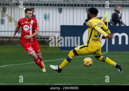 Foto Alberto Mariani/LaPresse 11. Februar 2024 - Monza Brianza, Italia - Sport, calcio - Monza vs Hellas Verona - Campionato italiano di calcio Serie A Tim 2023/2024 - Stadio U-Pouwer. Nella Foto: Samuele Birindelli 11. Februar 2024 Monza Brianza Italien - Sport, Fußball - Monza vs Hella Verona - italienische Serie A timFußballmeisterschaft 2023/2024 - Stadio U-PouwerStadium. Im Bild: Stockfoto