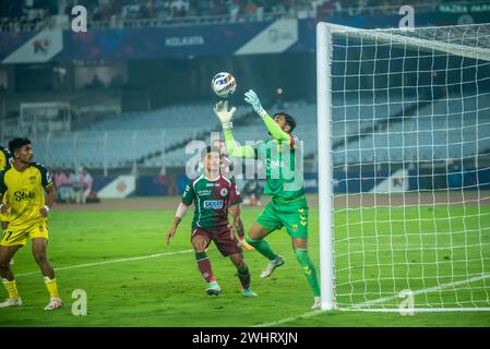 Kalkutta, Indien. Februar 2024. Mohunbagan Super Giants of Kalkata gewinnt gegen den Hyderabad Football Club mit 2-0 im Salt Lake Stadion in ISL 2023-24. (Foto von Amlan Biswas/Pacific Press) Credit: Pacific Press Media Production Corp./Alamy Live News Stockfoto