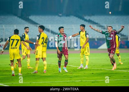 Kalkutta, Indien. Februar 2024. Mohunbagan Super Giants of Kalkata gewinnt gegen den Hyderabad Football Club mit 2-0 im Salt Lake Stadion in ISL 2023-24. (Kreditbild: © Amlan Biswas/Pacific Press via ZUMA Press Wire) NUR REDAKTIONELLE VERWENDUNG! Nicht für kommerzielle ZWECKE! Stockfoto