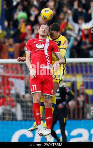 Monza Brianza, Italien. Februar 2024. Foto Alberto Mariani/LaPresse 11. Februar 2024 - Monza Brianza, Italia - Sport, calcio - Monza vs Hellas Verona - Campionato italiano di calcio Serie A Tim 2023/2024 - Stadio U-Pouwer. Nella Foto: Mailand Djuric 11. Februar 2024 Monza Brianza Italien - Sport, Fußball - Monza vs Hella Verona - italienische Serie A timFußballmeisterschaft 2023/2024 - Stadio U-PouwerStadium. Im Bild: LaPresse/Alamy Live News Stockfoto