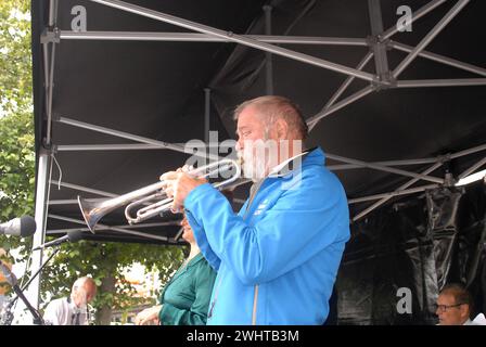 03 Juli 2023/ Blue monday Jazbad spielt beim Copenhagen jazzfestival 2023 bei Hojbro mplads in Kopenhagen Denamrk Photo.Francis Joseph Dean/Dean Pictures Stockfoto