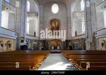 Innenansicht des St. Trinitatis Doms, Altar, Kirchenschiff, Dresden, Freistaat Sachsen, Deutschland Stockfoto