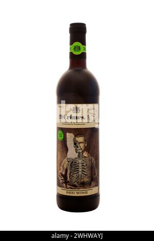 Special Edition Glow in the Dark Label Flasche 19 Verbrechen Rotwein geschnitten auf weißem Hintergrund Stockfoto