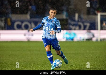 Como, Italien. Februar 2024. Gabriel Strettezza (Como 1907) wurde während des Spiels der Serie B zwischen Como 1907 und Brescia im Stadio Comunale G. Sinigaglia gesehen. Endpunktzahl; Como 1907 1-0 Brescia. (Foto: Mattia Martegani/SOPA Images/SIPA USA) Credit: SIPA USA/Alamy Live News Stockfoto