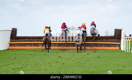 Zweites Rennen in Wincanton, Samstag, 19. Februar 2022, Steeple Chase Stockfoto