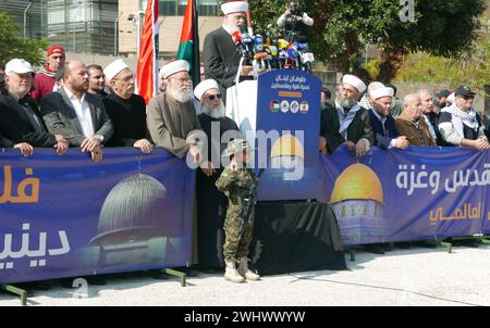 Beirut, Libanon. Februar 2024. Ein Schuss propalästinensischer Proteste in Beirut, Libanon, 11. Februar 2024. (Foto: Elisa Gestri/SIPA USA) Credit: SIPA USA/Alamy Live News Stockfoto