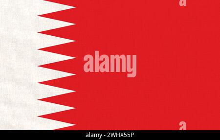 Flag auf der Stoffoberfläche. Bahrainische Nationalflagge auf strukturiertem Hintergrund. Bahrainische Staatsflagge. Stoffgewebe Stockfoto