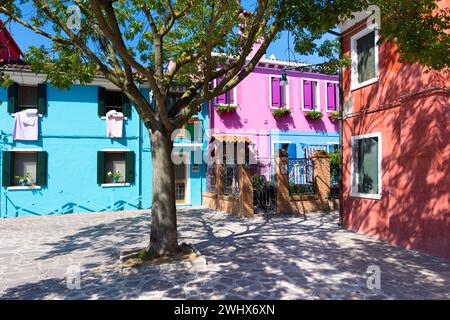 Burano die Stadt der farbenfrohen Häuser in der Lagune von Venedig Stockfoto