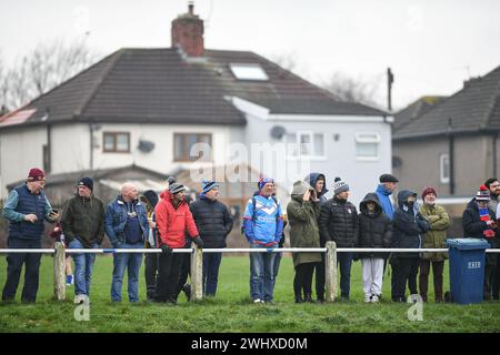 Halifax, England - 7. Februar 2024 - Wakefield Trinity Fans. Rugby League Challenge Cup, Siddal ARLFC vs Wakefield Trinity in Chevinedge (Siddal Sports and Community Centre), Halifax, UK Dean Williams Stockfoto