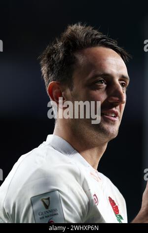 Twickenham, Großbritannien. Februar 2024. Alex Mitchell aus England sieht zu. Guinness Six Nations Championship 2024 Match, England gegen Wales im Twickenham Stadium in Twickenham, Middlesex am Samstag, den 10. Februar 2024. Nur redaktionelle Verwendung. bild von Andrew Orchard/Andrew Orchard Sportfotografie/Alamy Live News Credit: Andrew Orchard Sportfotografie/Alamy Live News Stockfoto