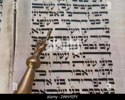 Öffnen Sie die Torah-Scroll Stockfoto