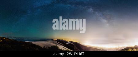 Milchstraße Panorama, Santa Barbara Berge, Los Padres National Forest, himmlische Schönheit, Nachthimmel Panorama Stockfoto