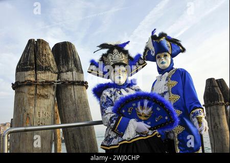 Venise, Italien. Februar 2024. DIDIER SAULNIER/MAXPPP ITALIE CARNAVAL DE VENISE 2024 Le 07-02-2024 - Karneval von Venedig 7 Februar 2024 Credit: MAXPPP/Alamy Live News Stockfoto