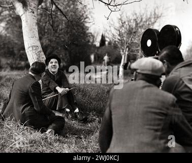 Charlie Chaplin in „Modern Times“ (United Artists, 1936) Werbefoto Stockfoto