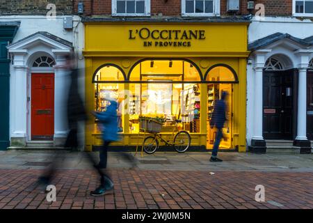 Eine Filiale von L'Occitane en Provence in der North Street, Chichester. Stockfoto