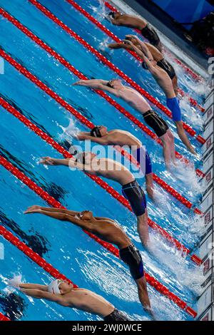 Doha, Katar. Februar 2024. Beginn der 2. Hitze des Schwimmens 100 m. Rückschläge bei den 21. Aquatikweltmeisterschaften im Aspire Dome in Doha (Katar), 12. Februar 2024. Quelle: Insidefoto di andrea staccioli/Alamy Live News Stockfoto