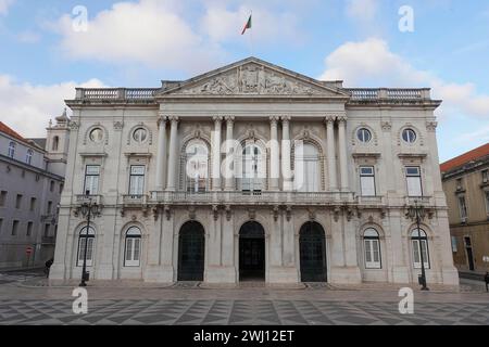 Portugal, Lissabon, Pacos do Concelho de Lisboa oder das Rathaus von Lissabon auf der Praca do Município oder dem Stadtplatz. Das neoklassizistische Gebäude des Architekten Do Stockfoto