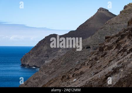 Die felsige, vulkanische Landschaft der Insel St. Helena im Südatlantik, vom Weg in Richtung Mundens Battery und Rupert's Bay aus gesehen Stockfoto