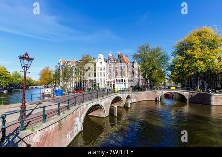 Kanäle und Brücken Bau an der Keizersgracht in Amsterdam, Niederlande Stockfoto