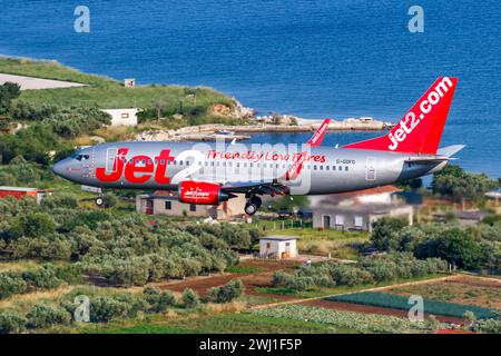 Jet2 Boeing 737-300 Flugzeug Split Flughafen in Kroatien Stockfoto