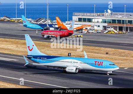 TUI Boeing 737-800 Flugzeug Funchal Flughafen in Portugal Stockfoto