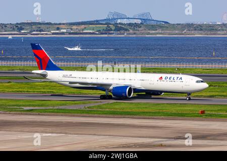 Delta Air Lines Airbus A330-900 Flugzeuge Tokio Haneda Flughafen in Japan Stockfoto