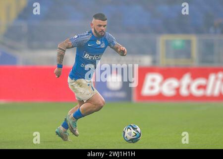 Chorzow, Polen. Februar 2024. Milosz Kozak von Ruch Chorzow wurde während des polnischen PKO Ekstraklasa League 2023/2024 im Slaski-Stadion in Aktion gebracht. Endstand; Ruch Chorzow 0:1 Legia Warszawa. (Foto: Grzegorz Wajda/SOPA Images/SIPA USA) Credit: SIPA USA/Alamy Live News Stockfoto