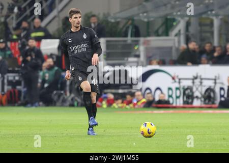 Mailand, Italien. Februar 2024. 11. Februar 2024 Mailand Italien - Sport, Fußball - AC Mailand vs SSC Neapel - Fußball-Meisterschaft 2023/2024 - Stadio San Siro - im Bild: matteo gabbia ac mailand Credit: Kines Milano/Alamy Live News Stockfoto