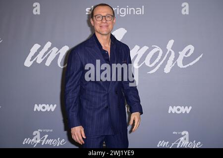 Rom, Italien. Februar 2024. Stefano Accorsi nimmt am Fotoruf der Sky-Serie „UN amore“ im Kino Barberini Teil. (Foto: Mario Cartelli/SOPA Images/SIPA USA) Credit: SIPA USA/Alamy Live News Stockfoto