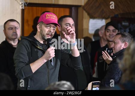 Most, Tschechische Republik. Februar 2024. Am 12. Februar 2024 fand im Restaurant Severka in Most, Tschechien, die dritte Debatte über die Zensur mit dem tschechischen Innenminister und STAN-Führer Vit Rakusan (Foto) statt. Quelle: Ondrej Hajek/CTK Photo/Alamy Live News Stockfoto