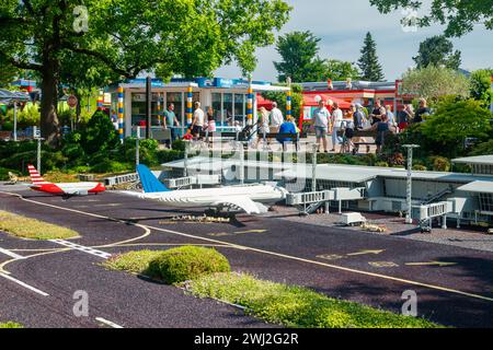 Billund, Dänemark - 16. Juni 2023: Vergnügungspark Legoland in Dänemark. Stockfoto