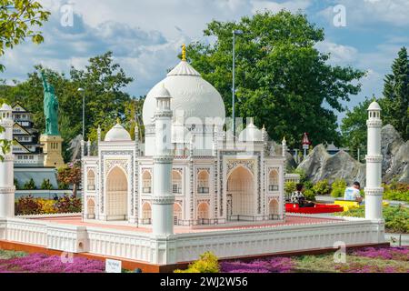 Billund, Dänemark - 16. Juni 2023: Vergnügungspark Legoland in Dänemark. Stockfoto