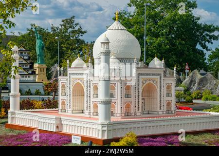 Billund, Dänemark - 16. Juni 2023: Vergnügungspark Legoland in Dänemark. Stockfoto