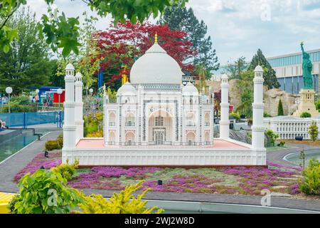 Billund, Dänemark - 16. Juni 2023: Vergnügungspark Legoland in Dänemark. Stockfoto