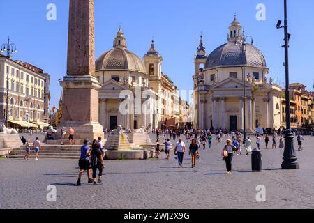 Rom, IT - 11. August 2023: Piazza del Popolo Stockfoto