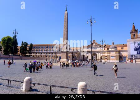 Rom, IT - 11. August 2023: Piazza del Popolo Stockfoto