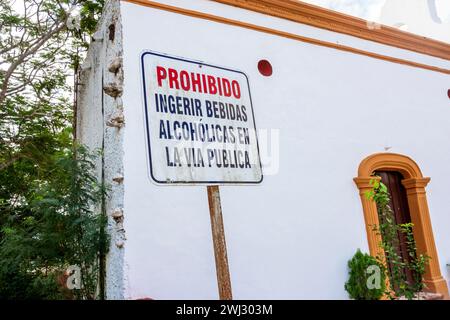 Merida Mexico, Iglesia de Dzibilchaltun Kirche Kapelle, Capilla San Antonio de Padua, außen, Schild Warnung, verbotener mexikanischer hispanischer Lat Stockfoto