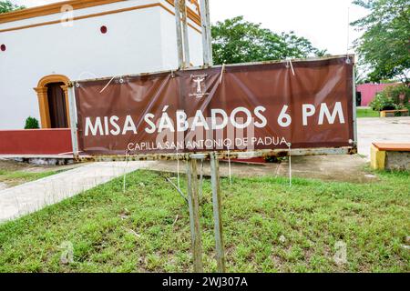 Merida Mexico, Iglesia de Dzibilchaltun Kirche Kapelle, Capilla San Antonio de Padua, außen, Schilder Informationen, Werbung für Werbeaktionen Stockfoto