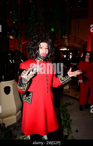 Harald Glööckler bei der Anja Gockel Fashion Show 'Pulse of Gaia' auf der Berlin Fashion Week Herbst/Winter 2024 im Hotel Adlon Kempinski. Berlin, 06. Stockfoto