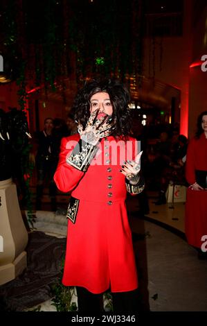 Harald Glööckler bei der Anja Gockel Fashion Show 'Pulse of Gaia' auf der Berlin Fashion Week Herbst/Winter 2024 im Hotel Adlon Kempinski. Berlin, 06. Stockfoto