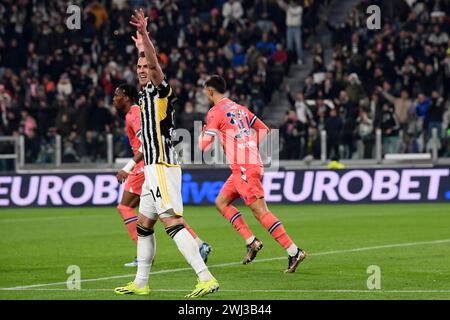 Torino, Italien. Februar 2024. Foto Fabio Ferrari/LaPresse 12 Febbraio 2024 - Turin, Italien - Sport - Juventus vs Udinese - Campionato italiano di calcio Serie A TIM 2023/2024 - Allianz Stadium. Nella Foto: Arkadiusz Milik (Juventus) chiede rigore 12. Februar 2023 Turin, Italien - Sport Soccer - Juventus vs Udinese - italienische Fußball Meisterschaft Liga A TIM 2023/2024 - Allianz Stadium im Bild: Arkadiusz Milik (Juventus) Credit: LaPresse/Alamy Live News Stockfoto