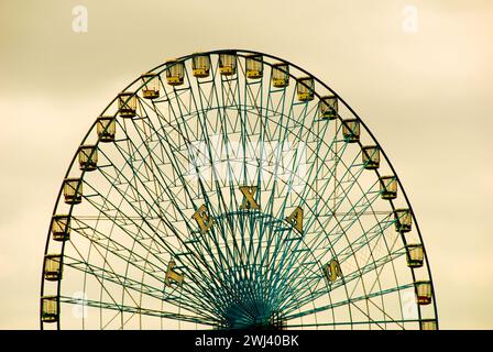 Das „Texas Star“-Riesenrad mit Gondeln ist 212 Meter hoch und das höchste in Nordamerika - Fair Park, wo die Texas State Fair stattfindet - Dallas, Texas Stockfoto