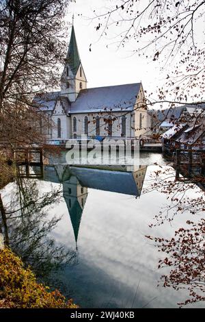 Kirche in einem kleinen deutschen Dorf Stockfoto